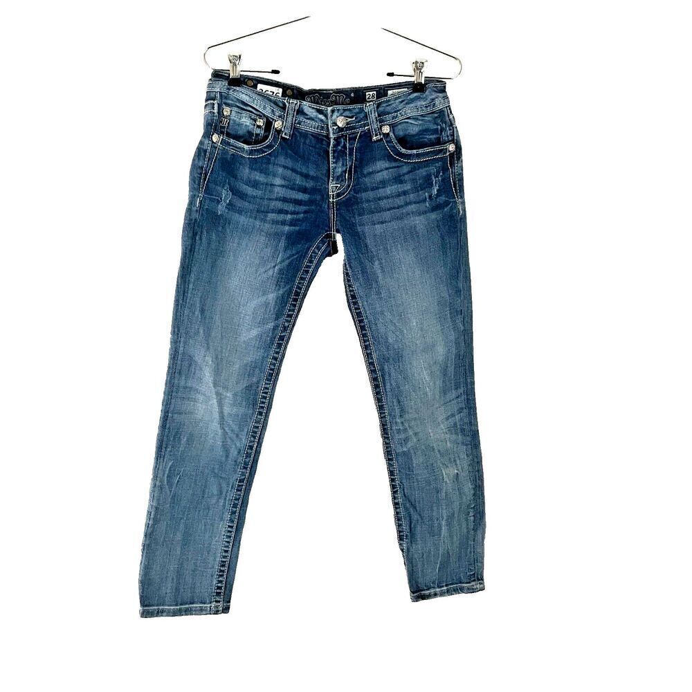 Miss Me Womens Blue Cuffed Capri Jeans 28 Denim Sequin Rodeo Cowgirl Western